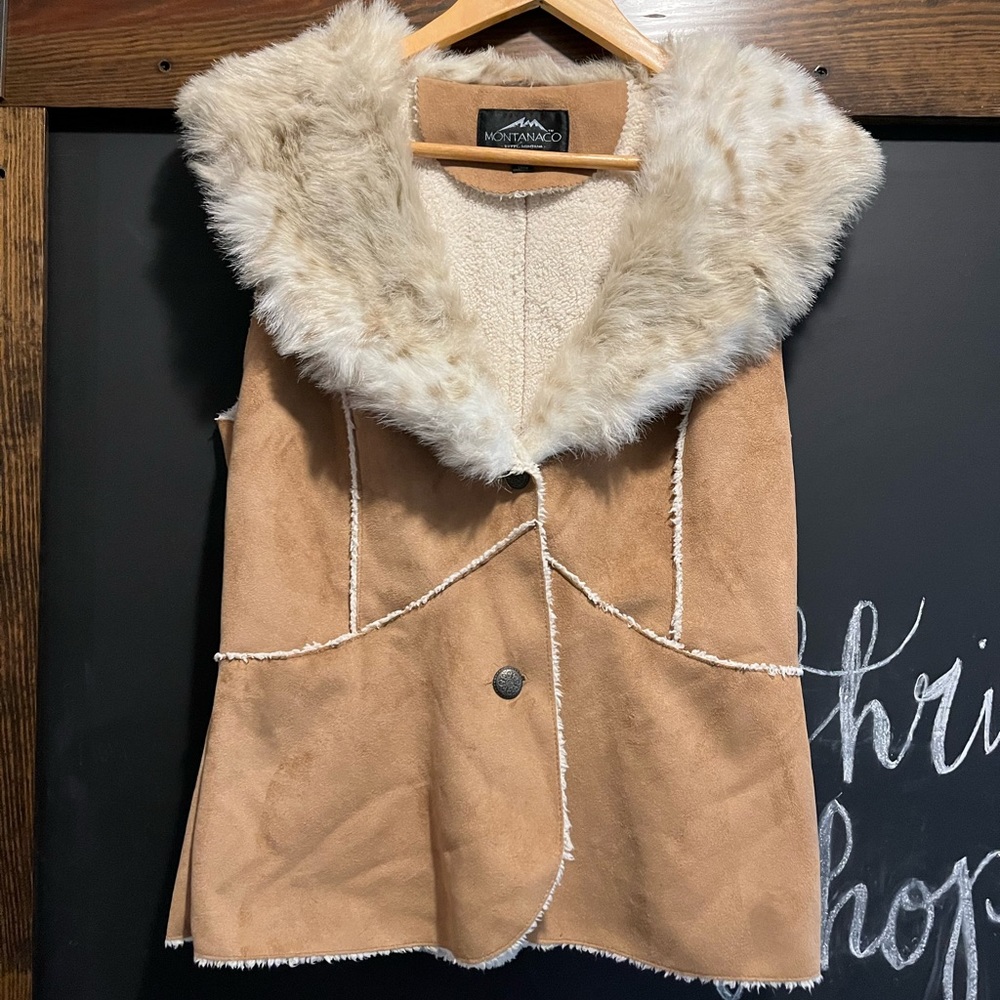 ✨MONTANA FAUX FUR VEST✨